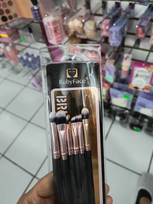 Brocha para difuminar sombras | Rubyface