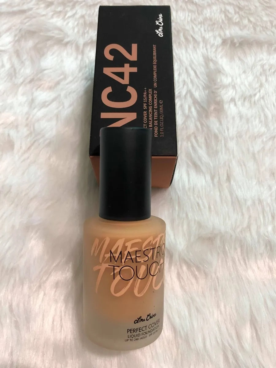 Base maquillaje máxima cobertura MAESTRO TOUCH