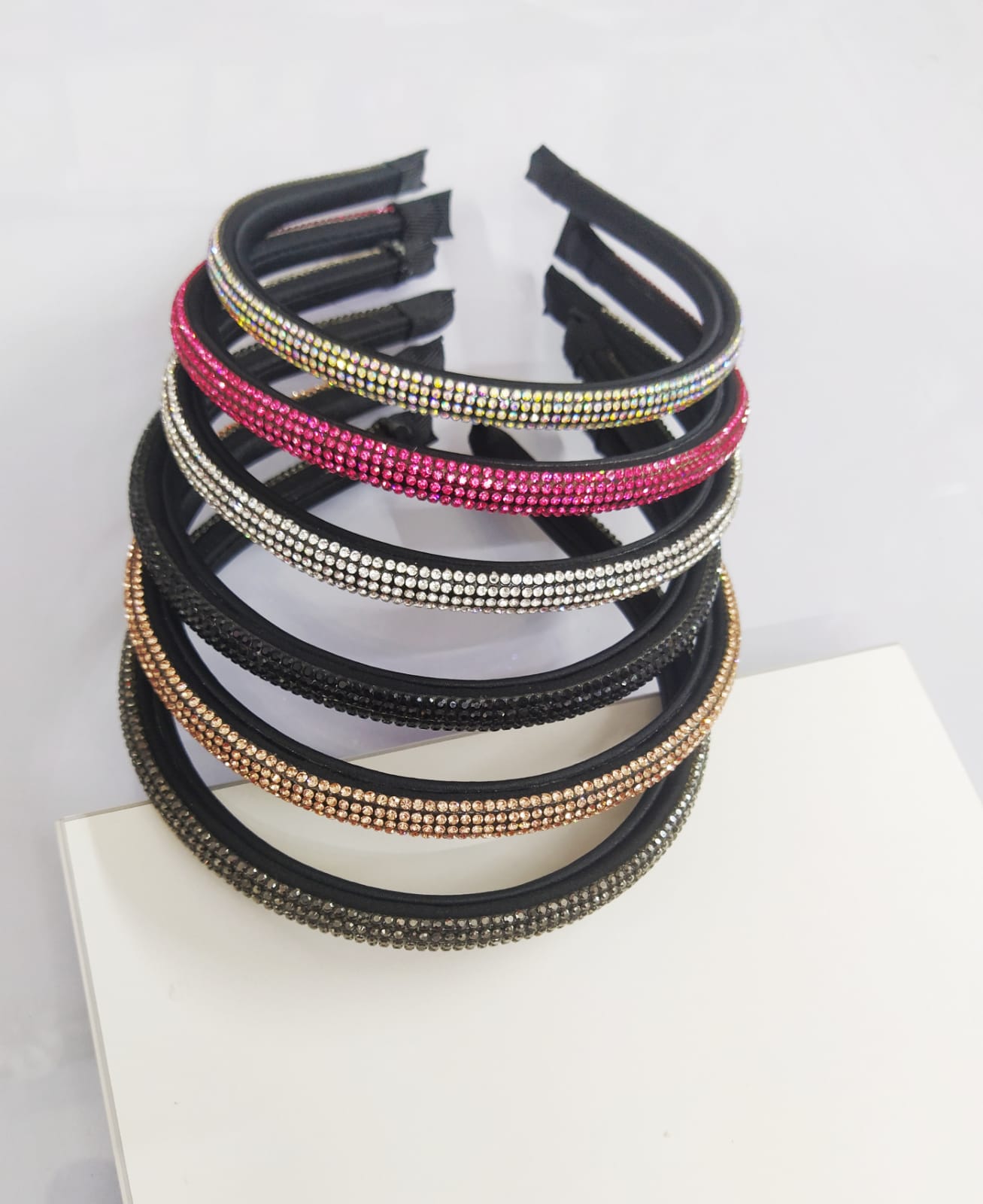 Diadema con piedras | ForYou