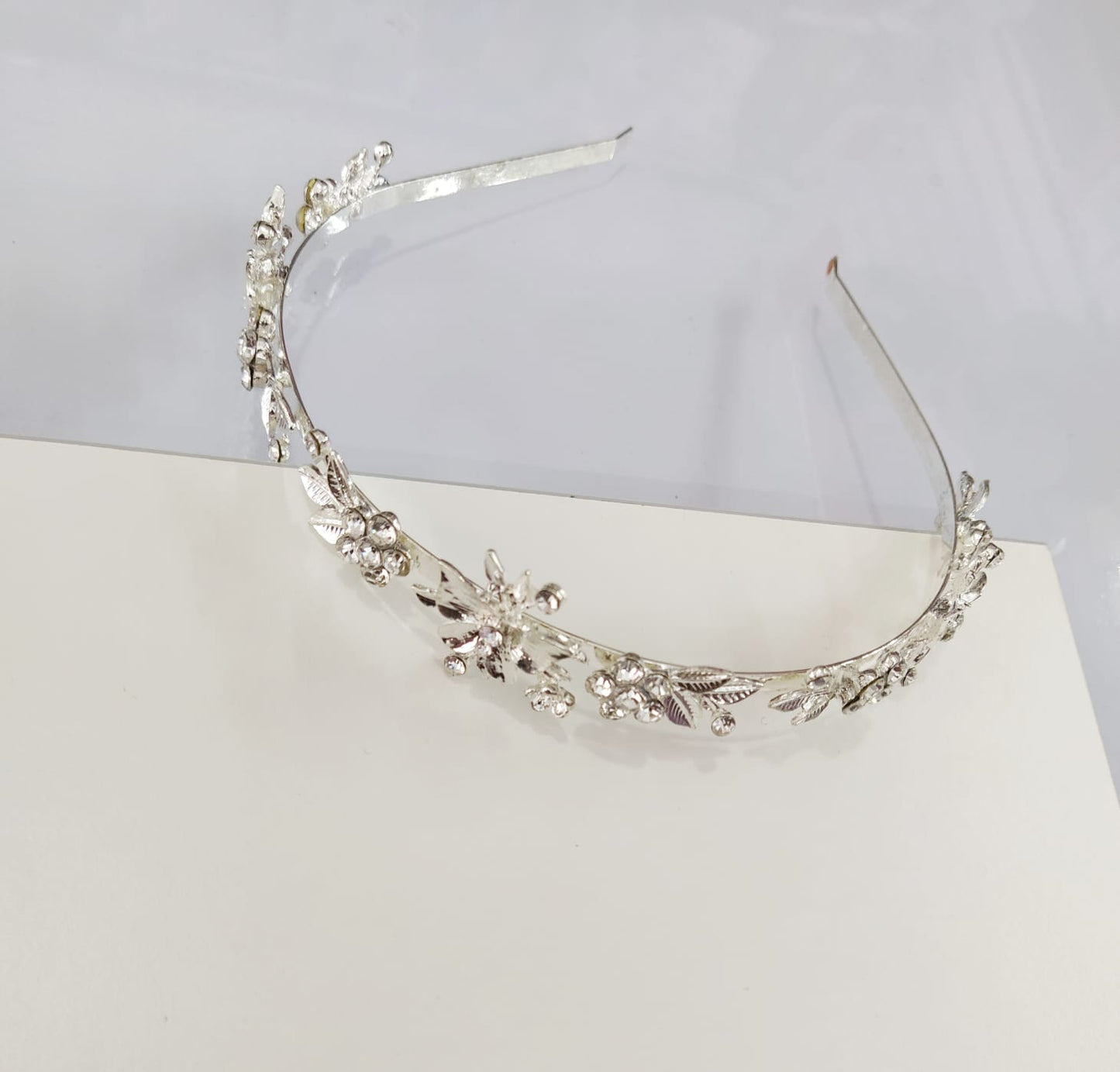 Diadema con piedras | ForYou