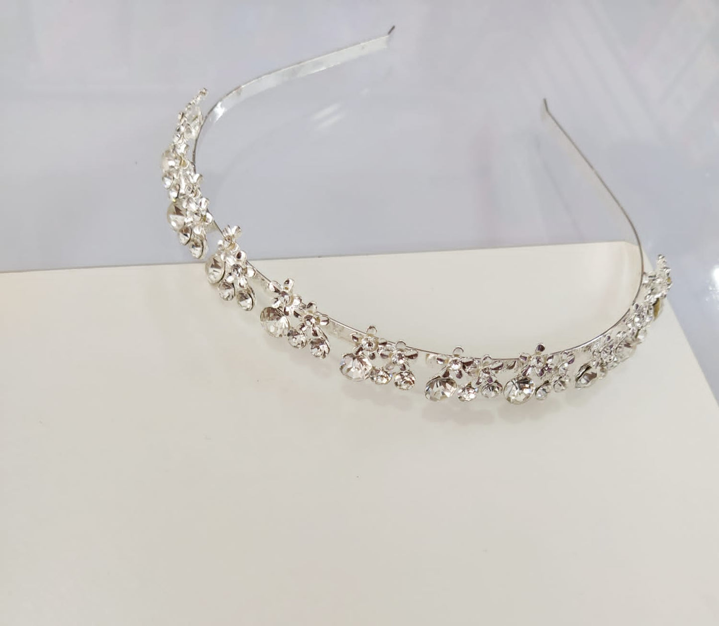 Diadema con piedras | ForYou
