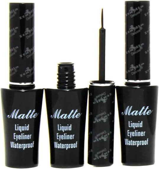 Delineador MATTE Black Liquid | Italia Deluxe