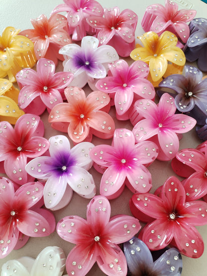 Pinza Flor Hawaiana con piedritas para Cabello  | FY Cosmetics
